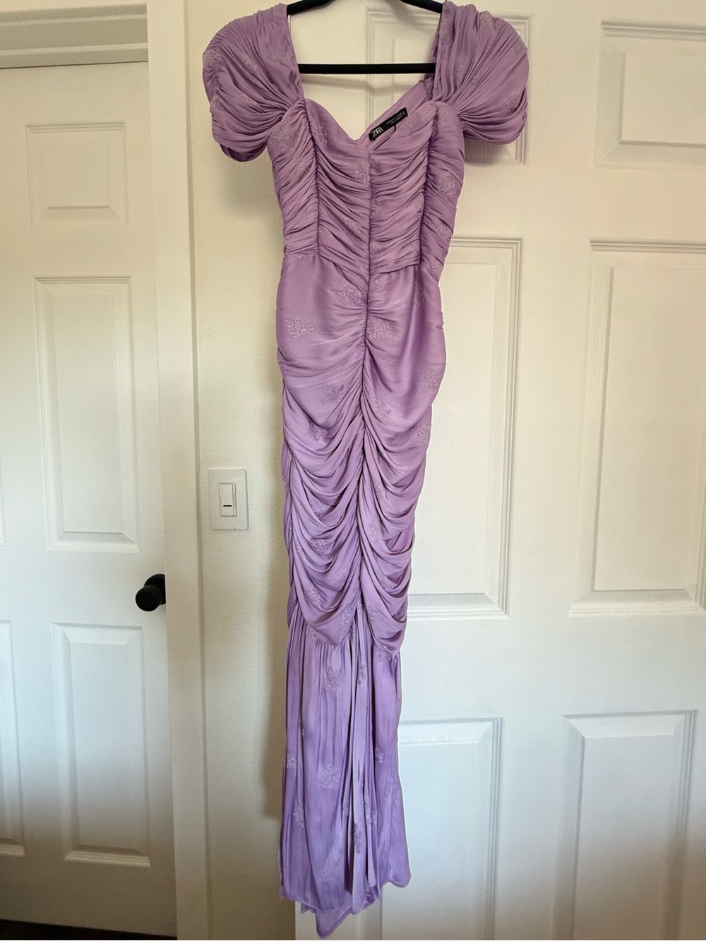 Zara Lavender Ruched Maxi Dress with Puff Sleeves